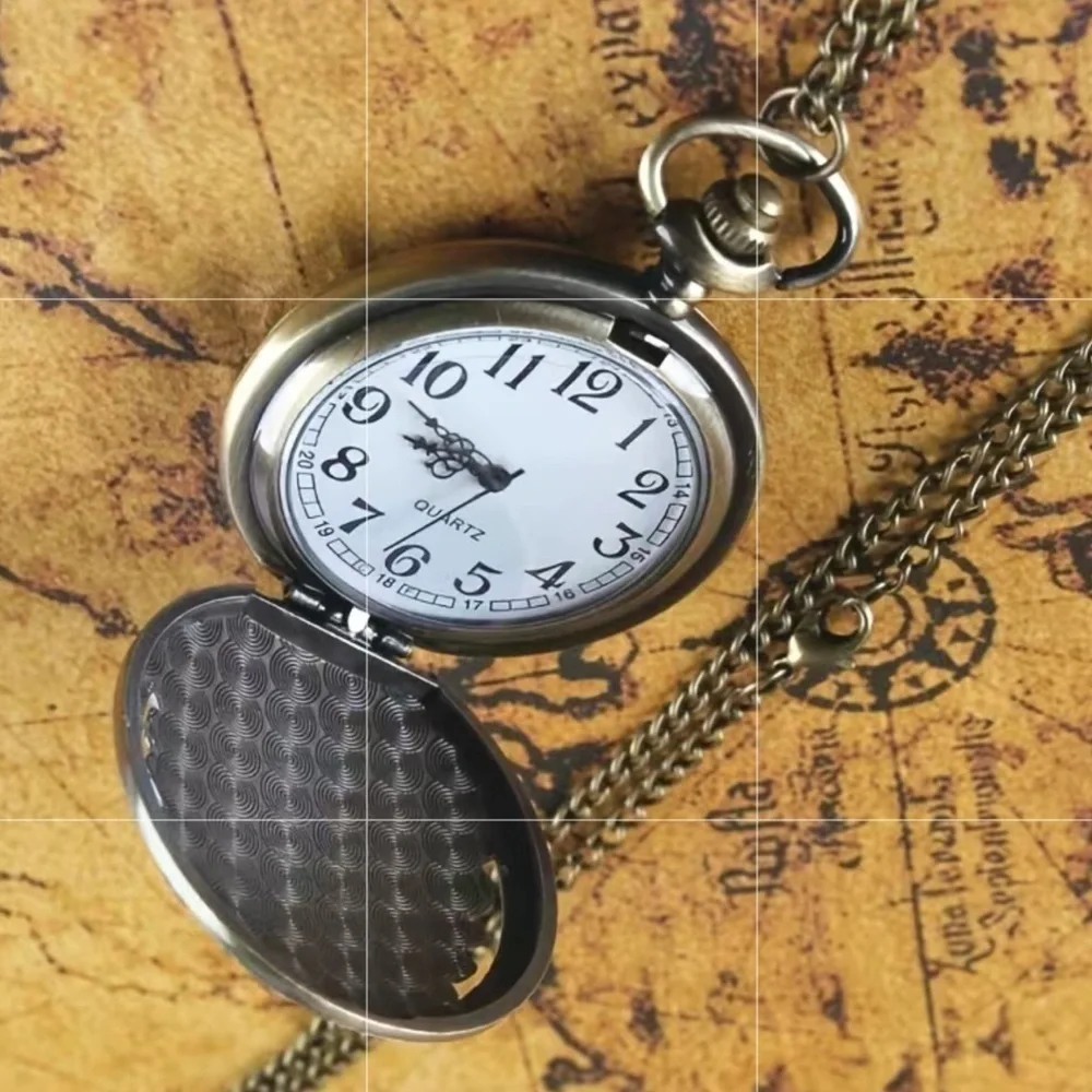 Pocket Watch Native American Traditional Headdress Hinged Flip Open Chain Pouch